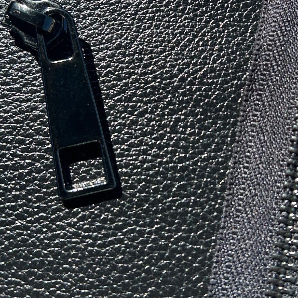 The Everywhere Bag — GRAINY BLACK — PRE-ORDER