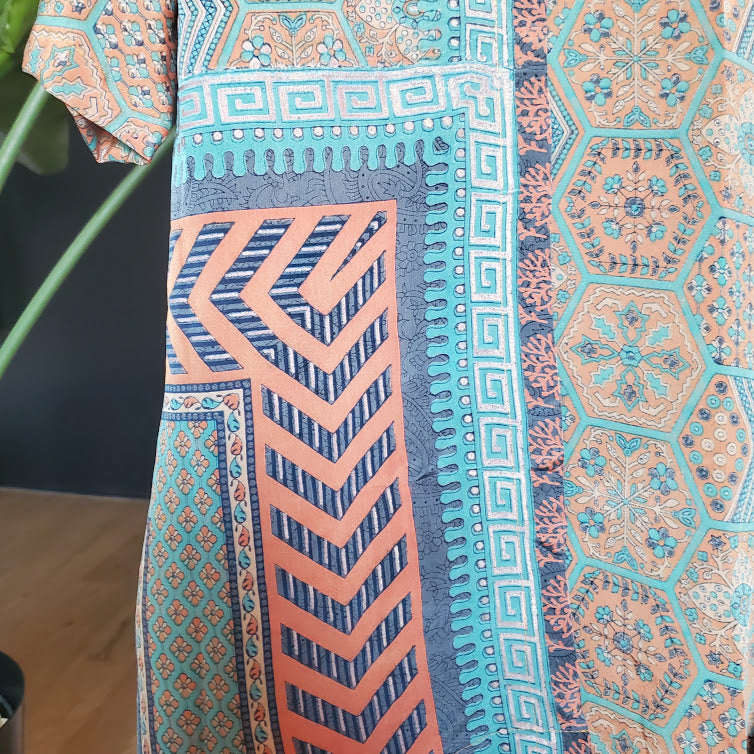 The Balcony, Please! Short Kimono #5