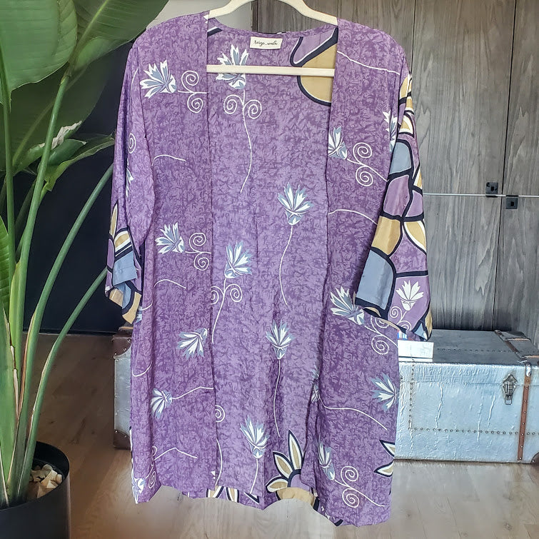 The Balcony, Please! Short Kimono #24