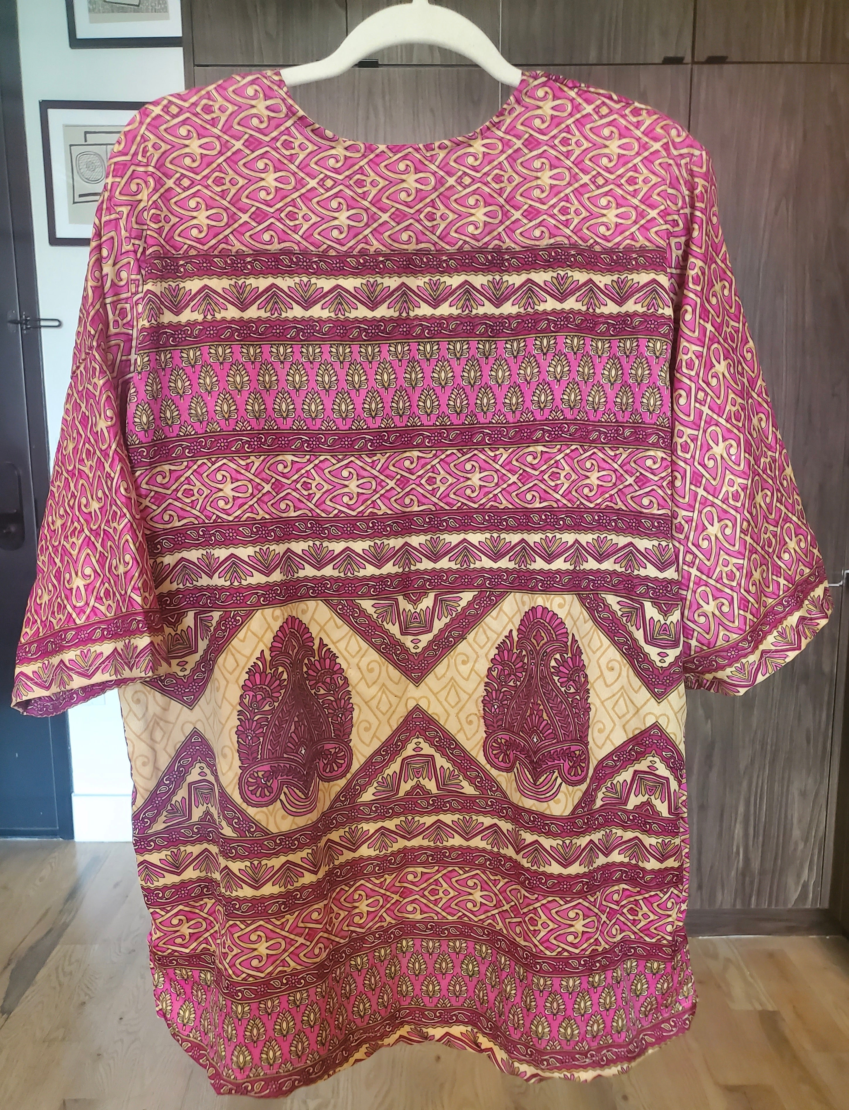 The Balcony, Please! Short Kimono #43