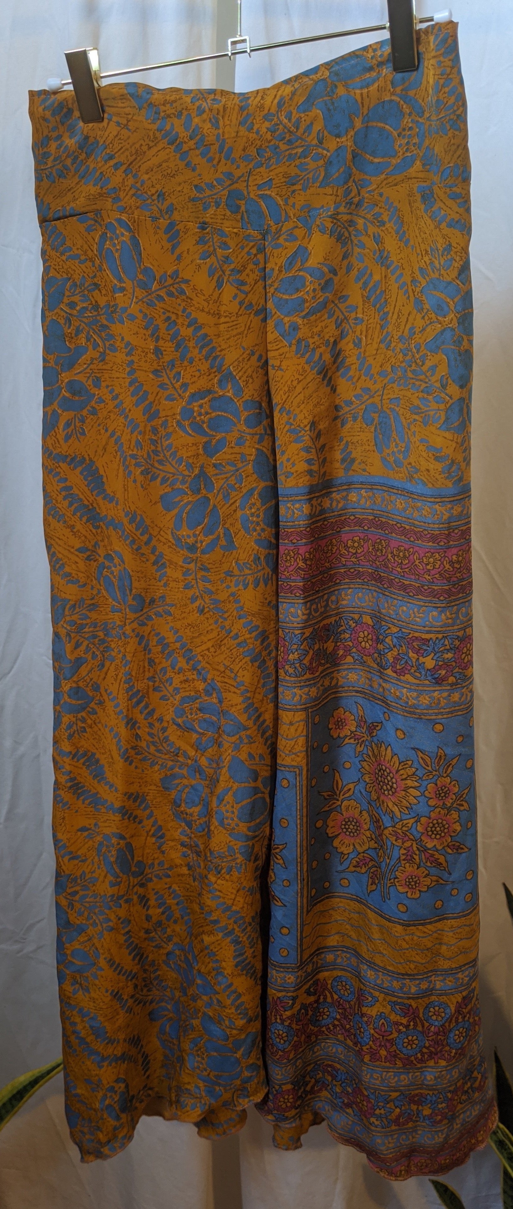The Zooni Trousers #57 — Hudson River Flow